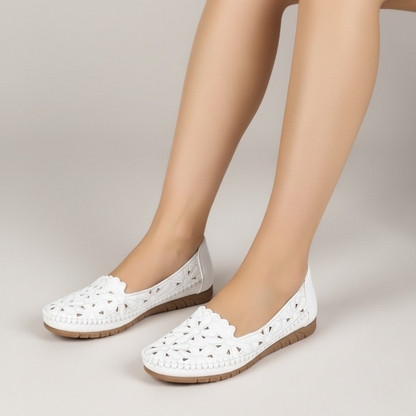 Orthopedic Floral Cut-Out Loafers For Women
